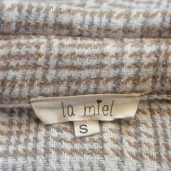 La Miel Plaid Tan Shacket Cozy Casual Fall Layering Button Down Shirt S - Picture 11 of 12